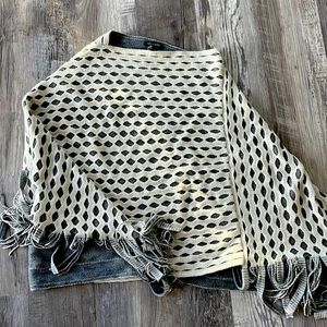 Max Edition Small/Medium Poncho style pull over sweater